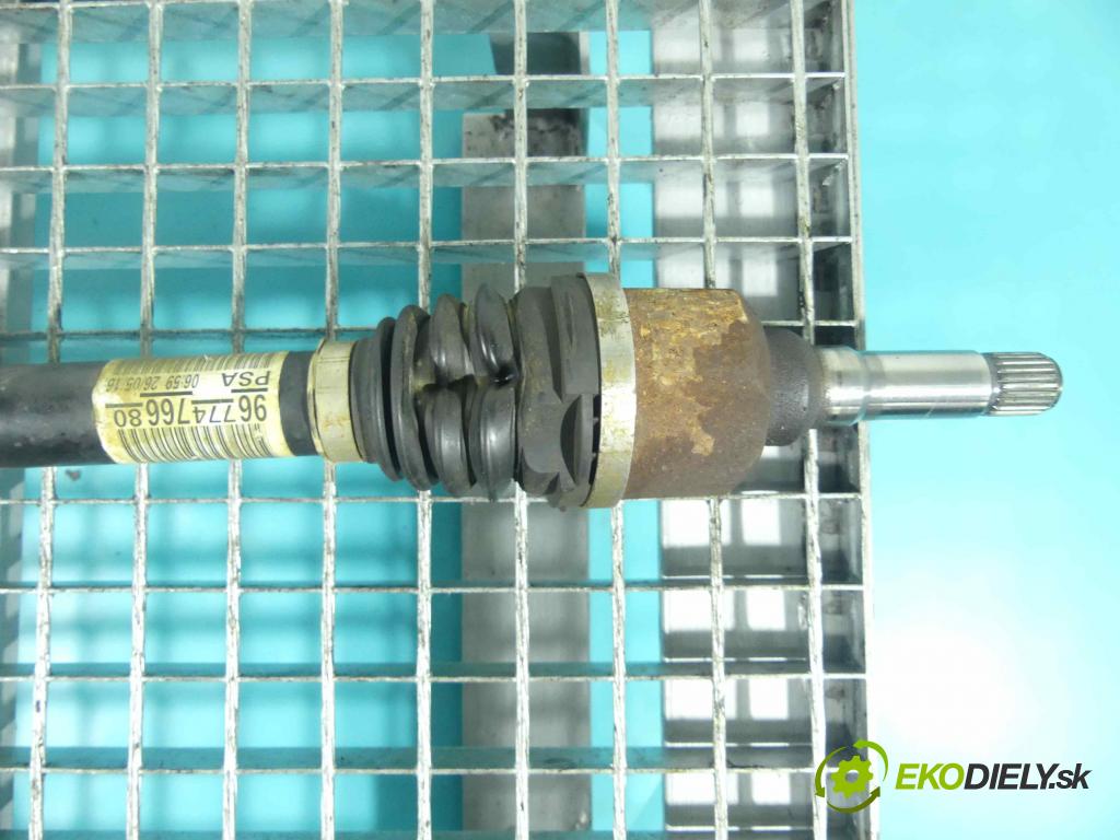 Citroen C4 Cactus 2014-2020 1.2 Tech: 82 HP manual 60 kW 1199 cm3 5- poloos pravé 9677476680 (Poloosy)