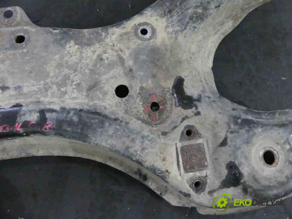 Toyota Corolla E12 2001-2009 2.0 D4D 90 HP manual 66 kW 1995 cm3 3- výstuha motora