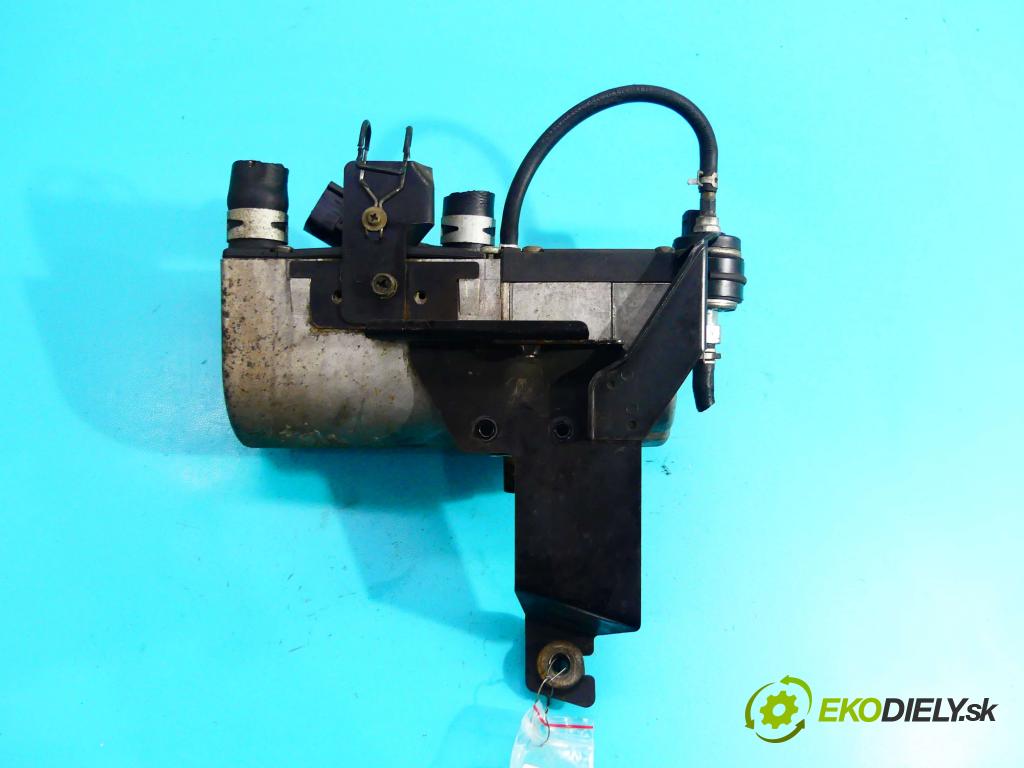 Toyota Avensis I T22 1997-2003 2.0 D4D 110 hp manual 81 kW 1995 cm3 5- Webasto 147686AB (Webasto ohřívače)