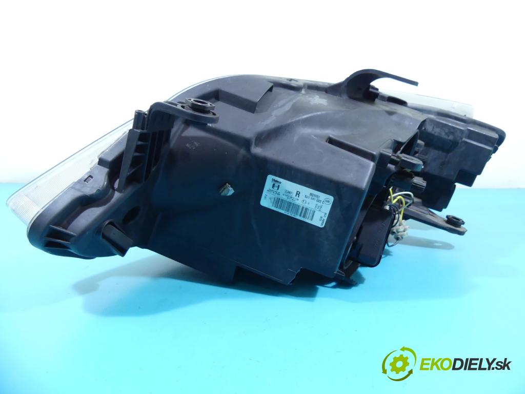 Seat Ibiza IV 6J 2008-2017 1.4 16V 86 HP manual 63 kW 1390 cm3 3- Reflektor: pravý 6J1941022C (Pravé)