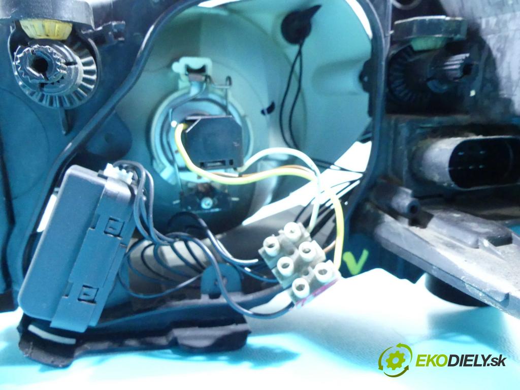 Seat Ibiza IV 6J 2008-2017 1.4 16V 86 HP manual 63 kW 1390 cm3 3- Reflektor: pravý 6J1941022C (Pravé)