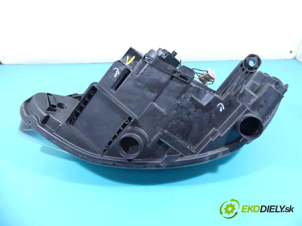 Seat Ibiza IV 6J 2008-2017 1.4 16V 86 HP manual 63 kW 1390 cm3 3- Reflektor: pravý 6J1941022C (Pravé)