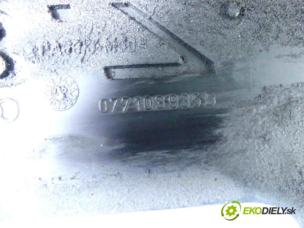 Audi A8 D2 1994-2002 3.7 V8 230 HP automatic 169 kW 3697 cm3 4- kryt motora horní: 2900400949