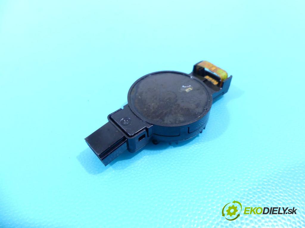 Bmw 2 F45/F46 2014-2022 2.0d 150 HP automatic 110 kW 1995 cm3 5- snímač déšť: 9861558 (Snímače dažďa)