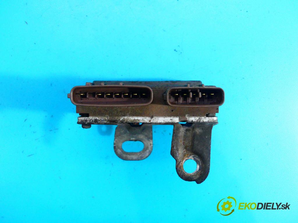 Toyota Corolla E12 2001-2009 2.0 D4D 116 HP manual 85 kW 1995 cm3 5- modul riadiaca jednotka 89871-20030 (Ostatné)