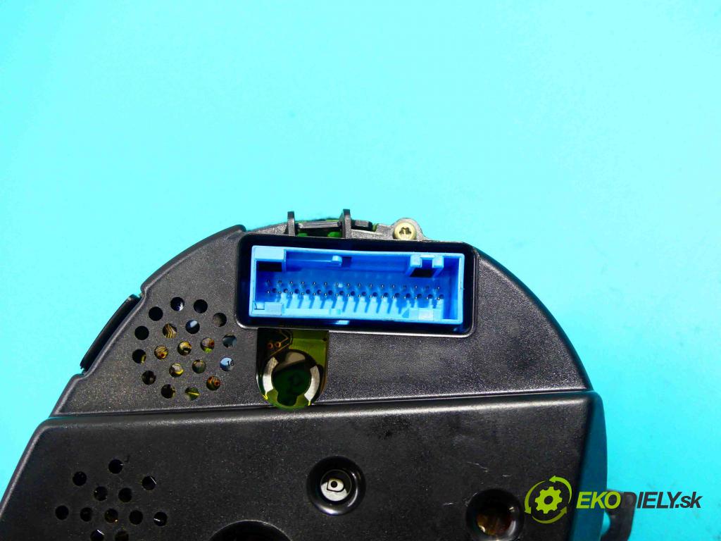 Audi A3 8L 1996-2003 1.6 SR 101 HP manual 74 kW 1595 cm3 3- prístrojovka/ budíky 8L0919860A (Prístrojové dosky, displeje)