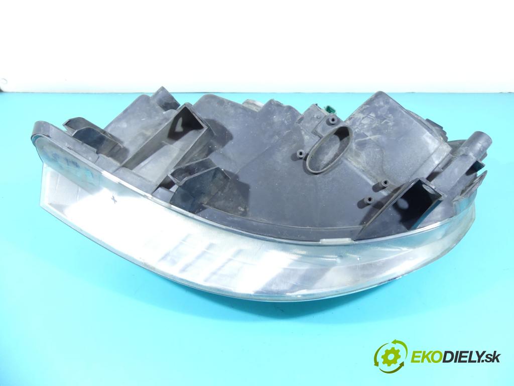 Renault Scenic II 2003-2009 1.5 dci 106 HP manual 78 kW 1461 cm3 5- Reflektor: pravý  (Pravé)