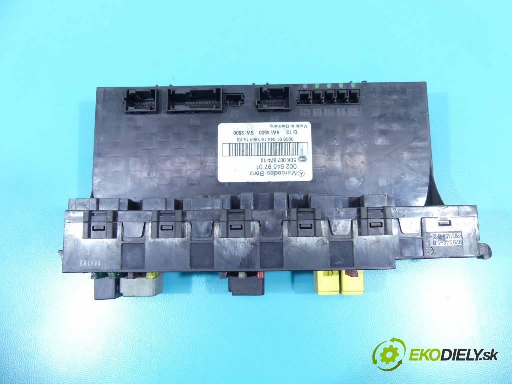 Mercedes C W203 2000-2007 2.0 kompressor 163 hp manual 120 kW 1998 cm3 4- skříňka pojistková 0025459701 (Pojistkové skříňky)