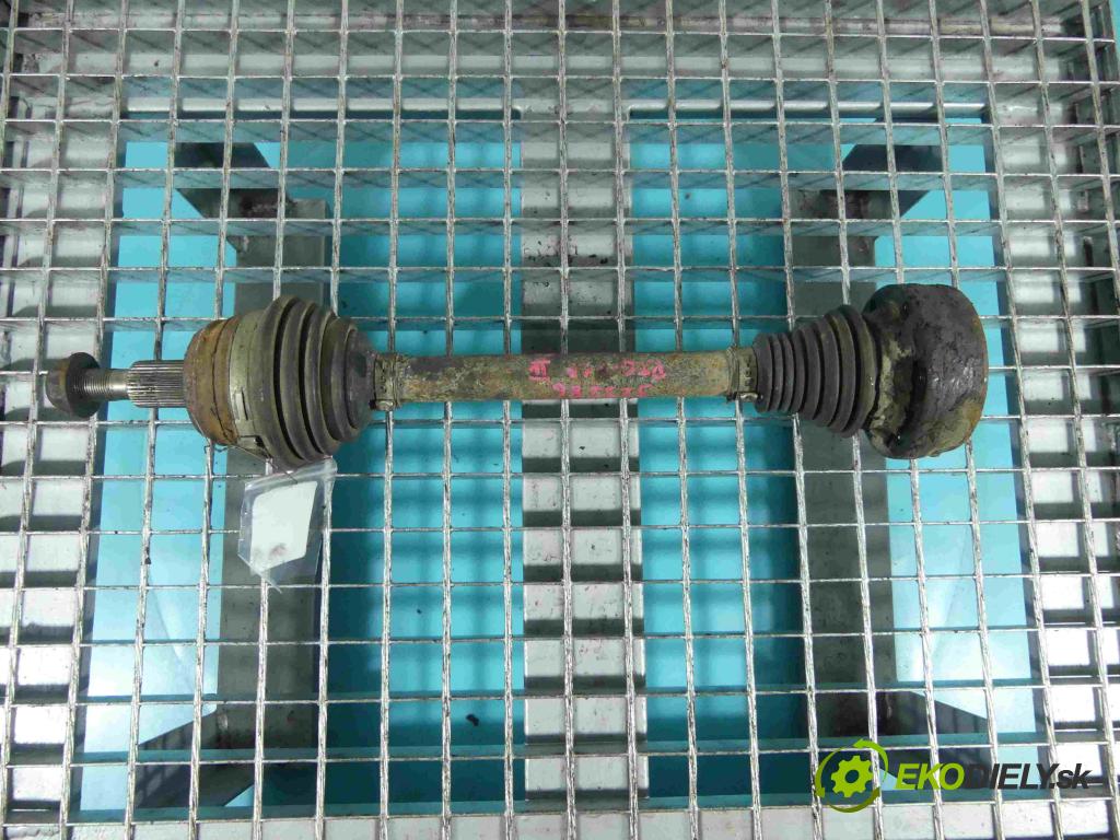 Vw Golf IV 1997-2003 1.9 tdi 101 HP manual 74 kW 1896 cm3 5- poloos pravé  (Poloosy)