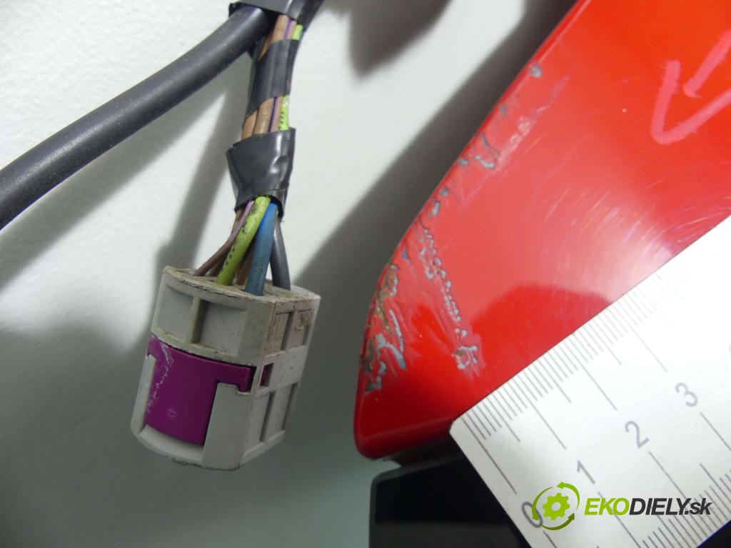 Opel Corsa D 2006-2014 1.2 16V 80 hp manual 59 kW 1229 cm3 5- zadní kufrové dveře  (Zadní kapoty)