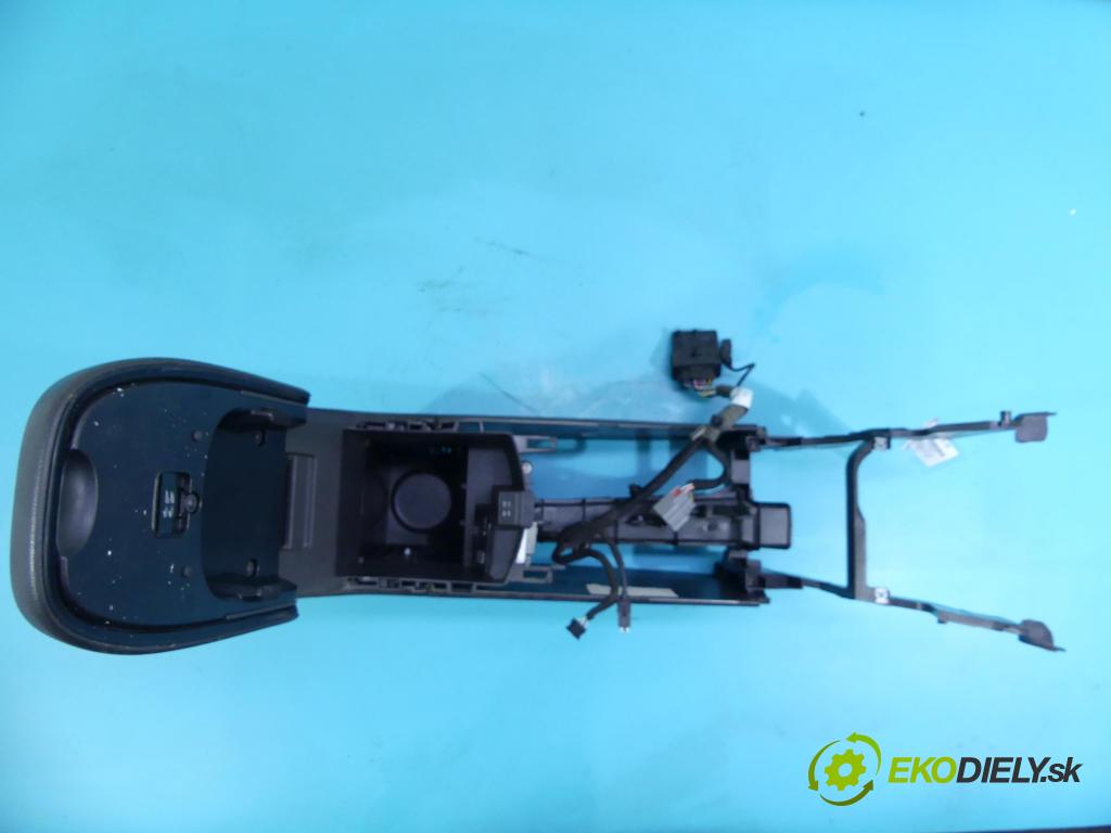 Ford Kuga II 2013-2019 2.0 tdci 150 HP manual 110 kW 1997 cm3 5- operadlo  (Lakťové opierky)