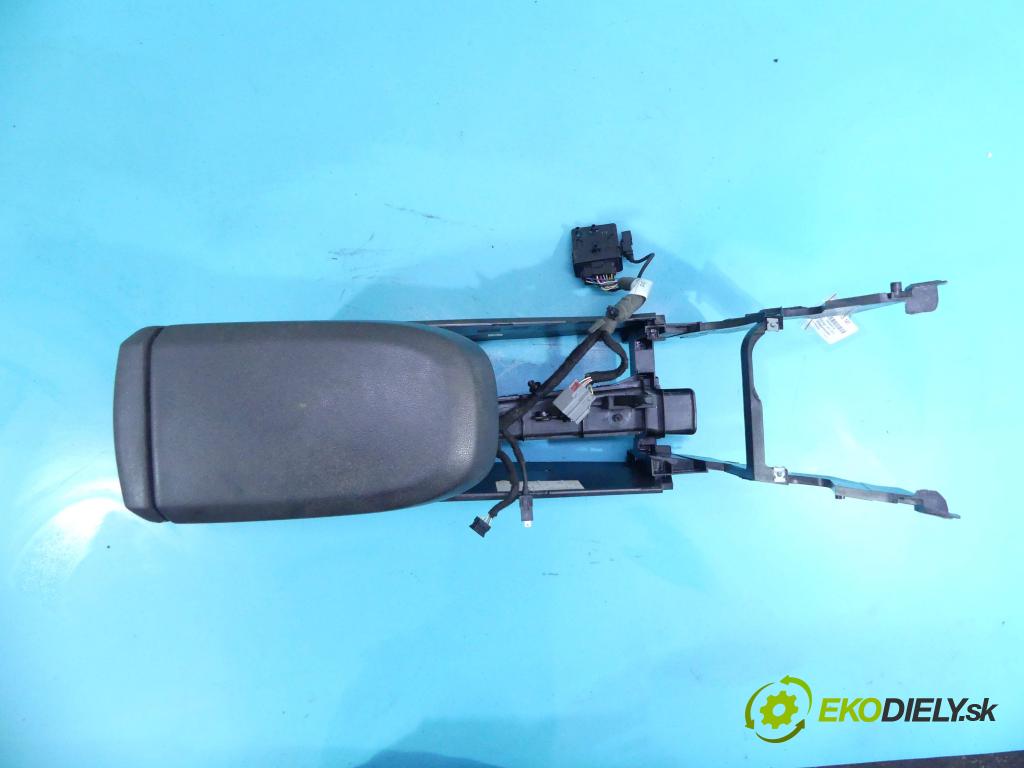 Ford Kuga II 2013-2019 2.0 tdci 150 HP manual 110 kW 1997 cm3 5- operadlo  (Lakťové opierky)