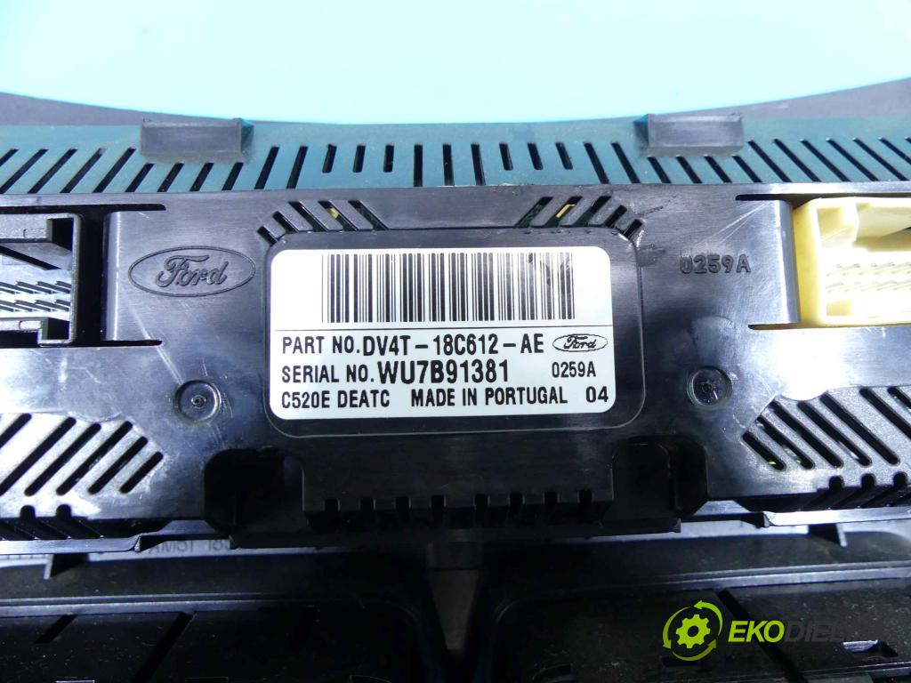 Ford Kuga II 2013-2019 2.0 tdci 150 HP manual 110 kW 1997 cm3 5- panel kúrenia DV4T-18C612-AE