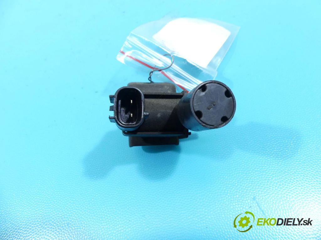 Toyota Corolla E12 2001-2009 2.0 D4D 90 HP manual 66 kW 1995 cm3 3- ventil podtlaku 90910-12232 (Ventily)