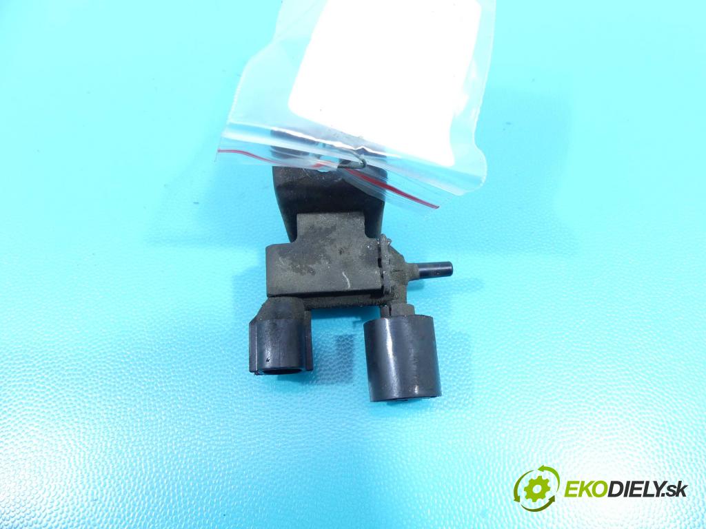 Toyota Corolla E12 2001-2009 2.0 D4D 90 HP manual 66 kW 1995 cm3 3- ventil podtlaku 90910-12232 (Ventily)