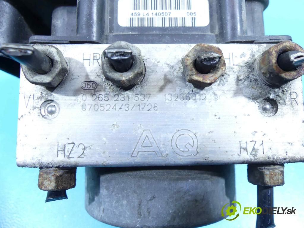 Opel Corsa D 2006-2014 1.2 16V 80 HP manual 59 kW 1229 cm3 5- čerpadlo abs 0265800422 (Pumpy ABS)