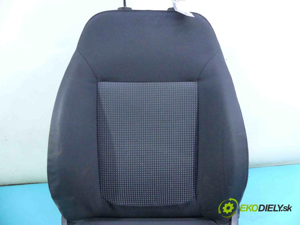 Opel Corsa D 2006-2014 1.2 16V 80 HP manual 59 kW 1229 cm3 5- Sedačka ľavý  (Sedačky, sedadlá)