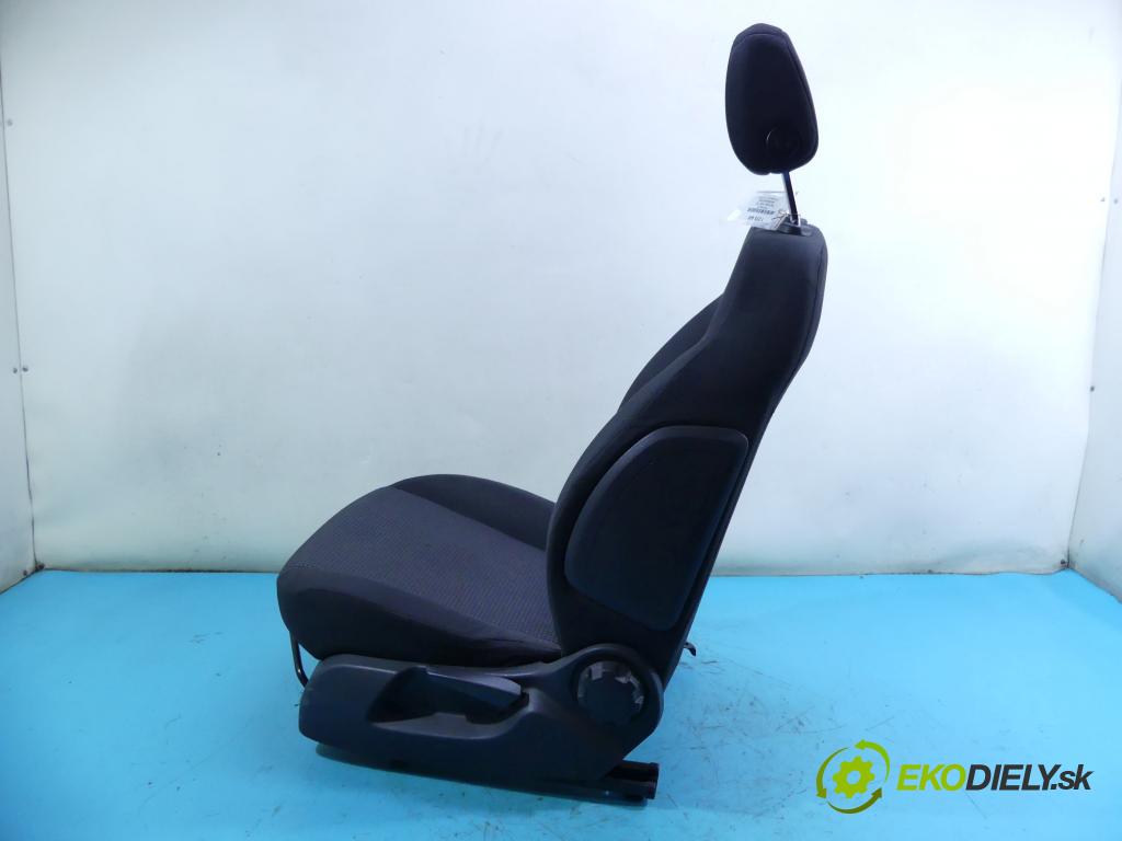 Opel Corsa D 2006-2014 1.2 16V 80 HP manual 59 kW 1229 cm3 5- Sedačka ľavý  (Sedačky, sedadlá)