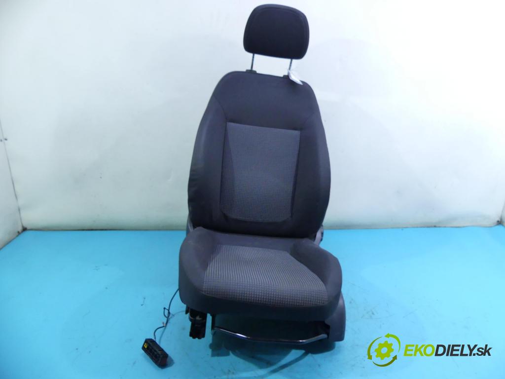 Opel Corsa D 2006-2014 1.2 16V 80 HP manual 59 kW 1229 cm3 5- Sedačka ľavý  (Sedačky, sedadlá)
