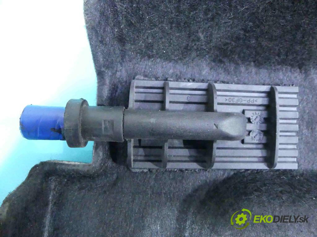 Ford Fiesta Mk6 2002-2008 1.4 tdci 68 HP manual 50 kW 1399 cm3 5- zadná  (Pláta zadné)