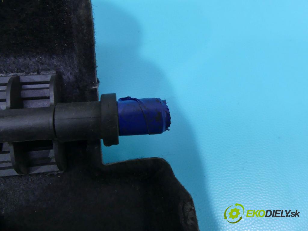 Ford Fiesta Mk6 2002-2008 1.4 tdci 68 HP manual 50 kW 1399 cm3 5- zadná  (Pláta zadné)