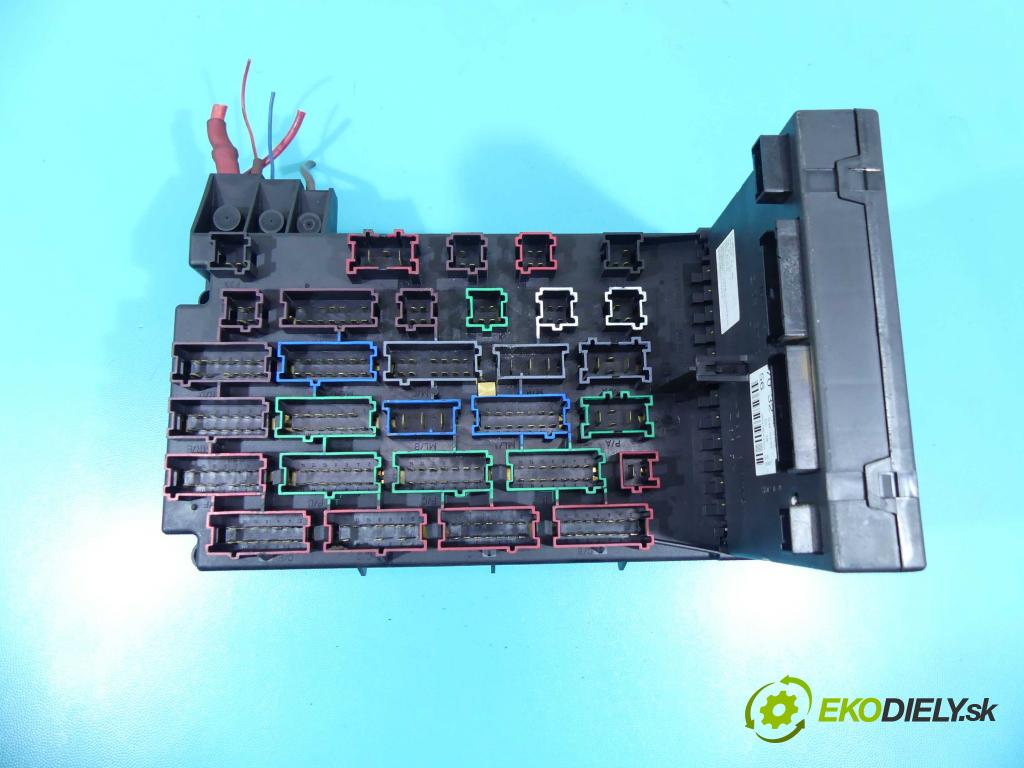 Mercedes ML W163 1997-2005 4.0 CDI 250 hp automatic 184 kW 3996 cm3 5- skříňka pojistková 1635457032 (Pojistkové skříňky)