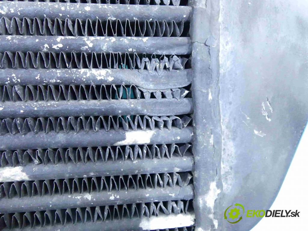 Mercedes ML W163 1997-2005 4.0 CDI 250 hp automatic 184 kW 3996 cm3 5- Intercooler  (Chladiče nasávaného vzduchu (intercoolery))