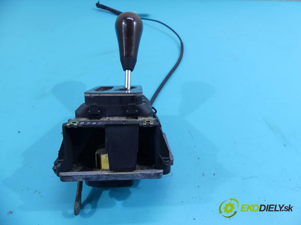 Mercedes ML W163 1997-2005 4.0 CDI 250 HP automatic 184 kW 3996 cm3 5- Páka: Změny: stupeň,rýchlosť PP170267054 (Rýchlostné páky / kulisy)