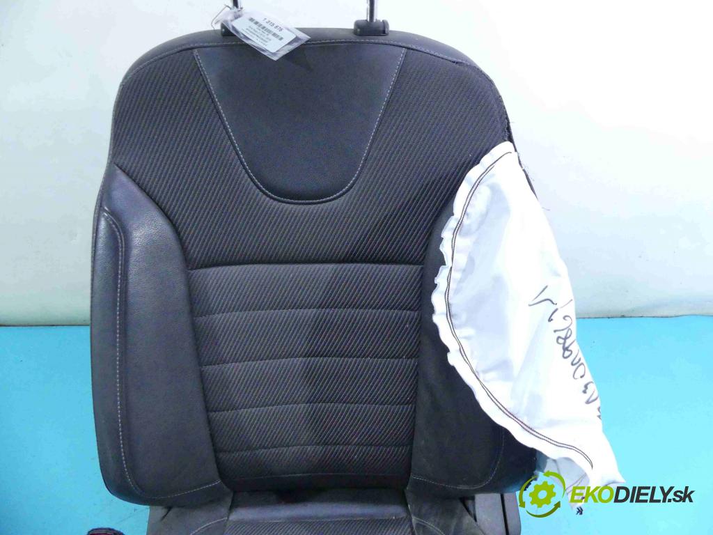 Ford Kuga II 2013-2019 2.0 tdci 150 HP manual 110 kW 1997 cm3 5- Sedačka ľavý  (Sedačky, sedadlá)