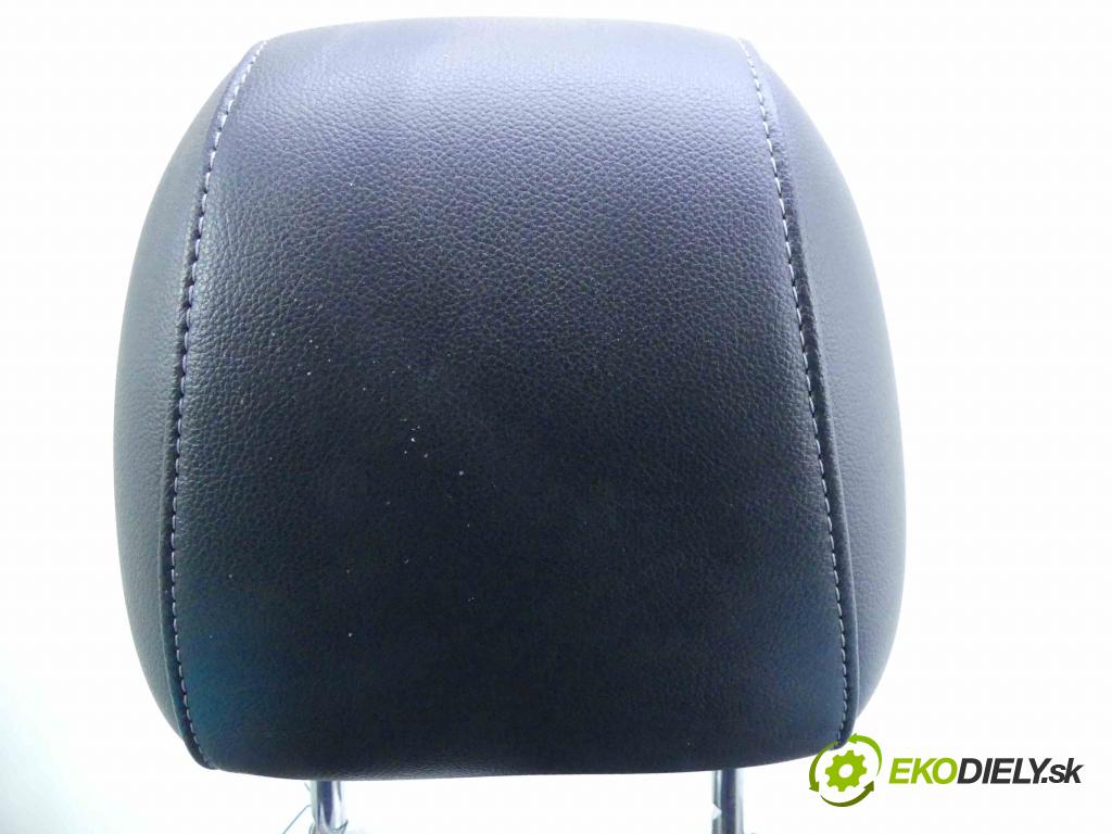 Ford Kuga II 2013-2019 2.0 tdci 150 HP manual 110 kW 1997 cm3 5- Sedačka ľavý  (Sedačky, sedadlá)