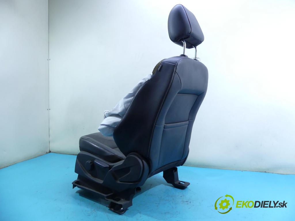 Ford Kuga II 2013-2019 2.0 tdci 150 HP manual 110 kW 1997 cm3 5- Sedačka ľavý  (Sedačky, sedadlá)