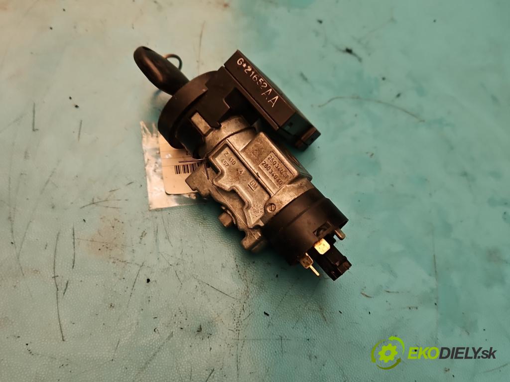 Opel Astra I 1991-2002 1.4 60 HP manual 44 kW 1389 cm3 5- Spínačka 26034040 (Spínacie skrinky a kľúče)