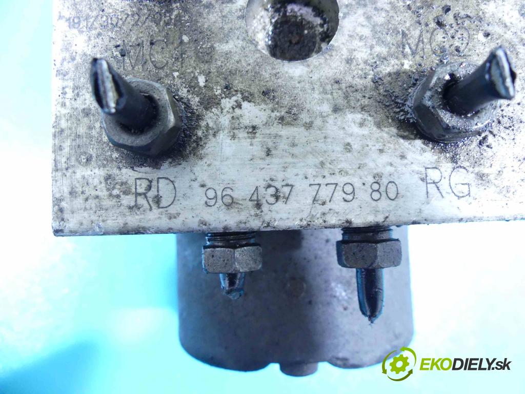 Peugeot 307 1.6 16v 109 HP manual 80 kW 1587 cm3 5- čerpadlo abs 0265216757 (Pumpy ABS)