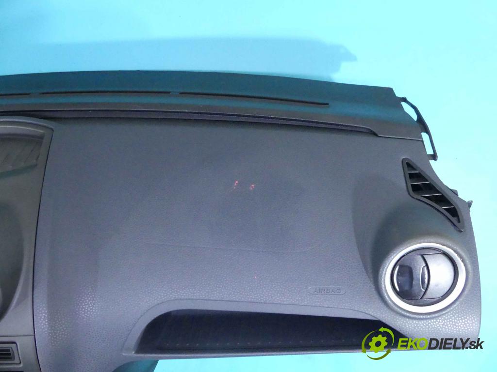 Ford Fiesta Mk6 2002-2008 1.4 tdci 68 HP manual 50 kW 1399 cm3 5- kokpit,pristrojová doska rozdeľovacia