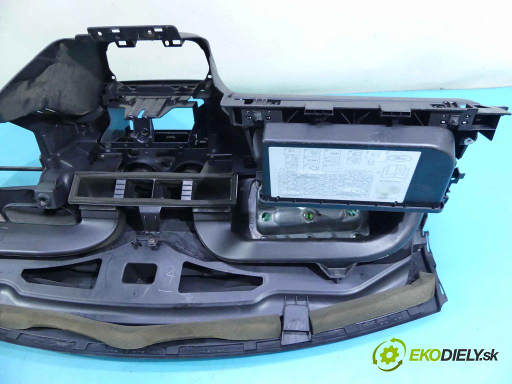 Ford Fiesta Mk6 2002-2008 1.4 tdci 68 HP manual 50 kW 1399 cm3 5- kokpit,pristrojová doska rozdeľovacia