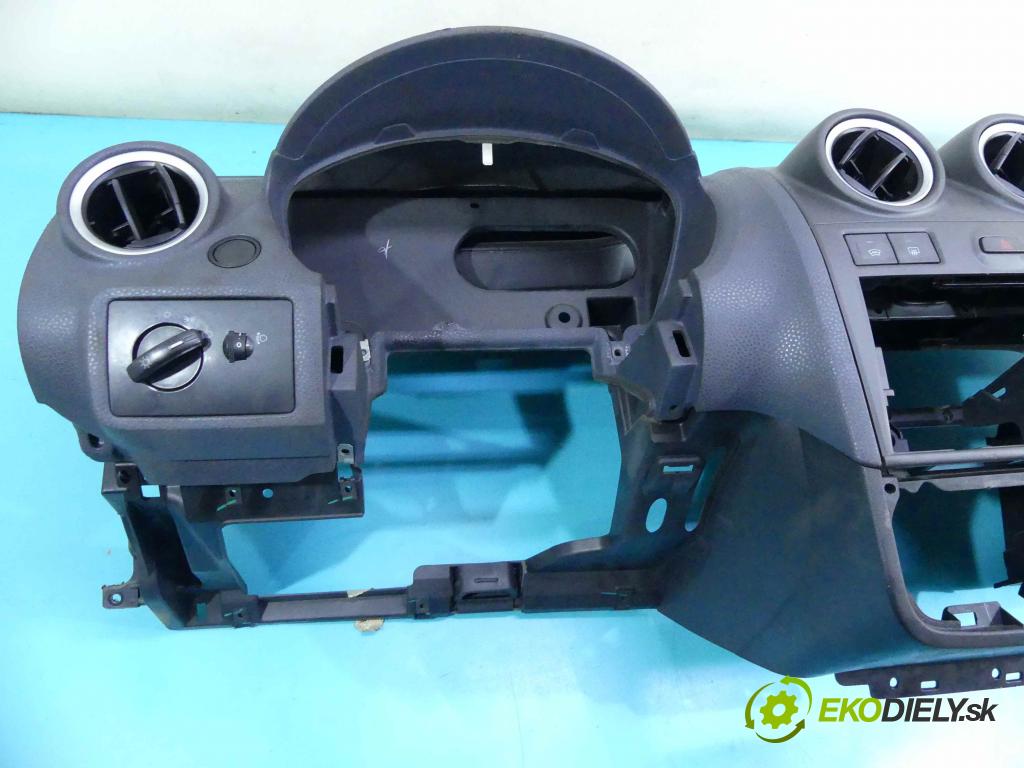 Ford Fiesta Mk6 2002-2008 1.4 tdci 68 HP manual 50 kW 1399 cm3 5- kokpit,pristrojová doska rozdeľovacia