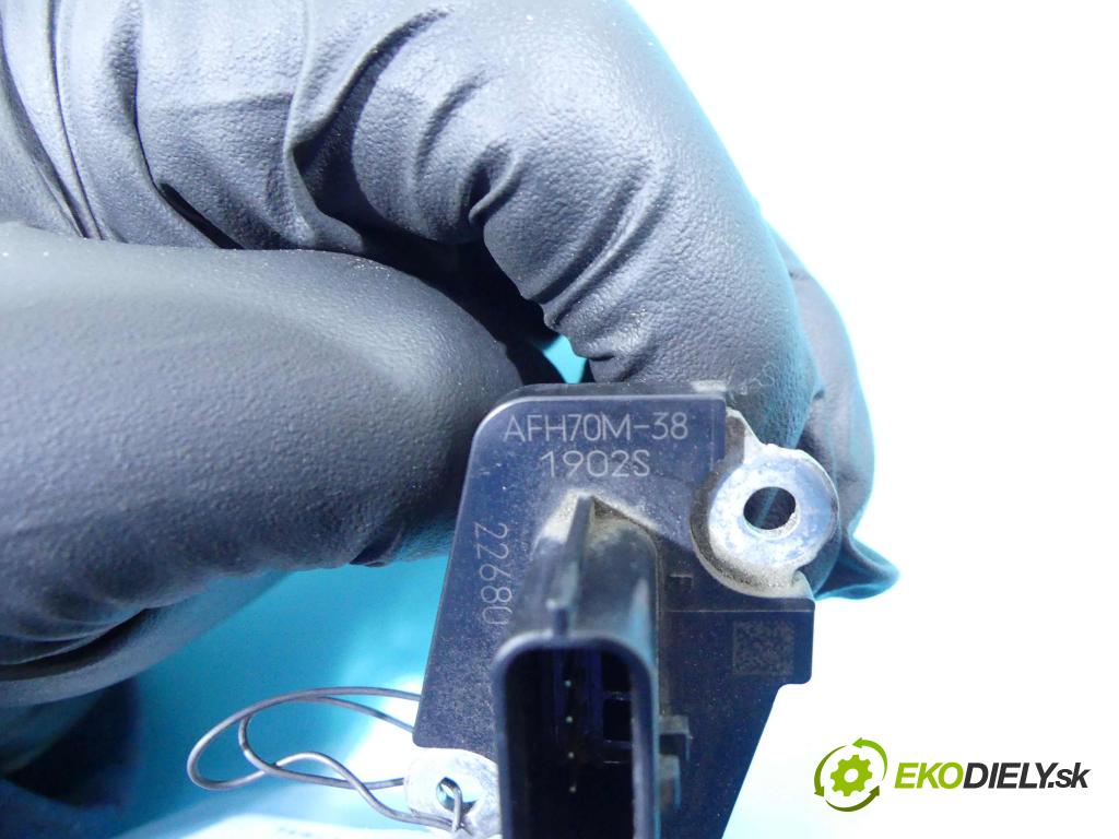 Nissan Micra K13 2010-2017 1.2 12V 80 HP manual 59 kW 1198 cm3 5- průtokoměr: 22680-7S000 (Váhy vzduchu)