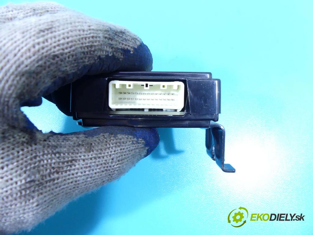 Mazda 6 II GH 2007-2012 2.0 16v 155 HP manual 114 kW 1999 cm3 5- modul riadiaca jednotka GDK666DHXA (Ostatné)