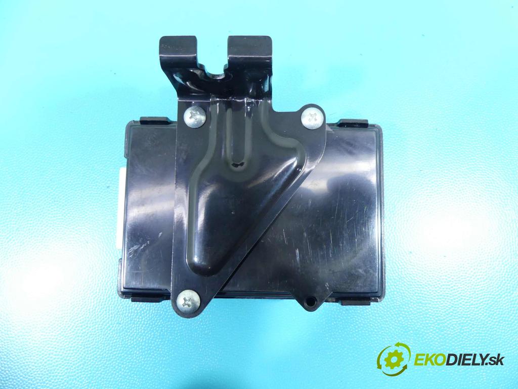 Mazda 6 II GH 2007-2012 2.0 16v 155 HP manual 114 kW 1999 cm3 5- modul riadiaca jednotka GDK666DHXA (Ostatné)