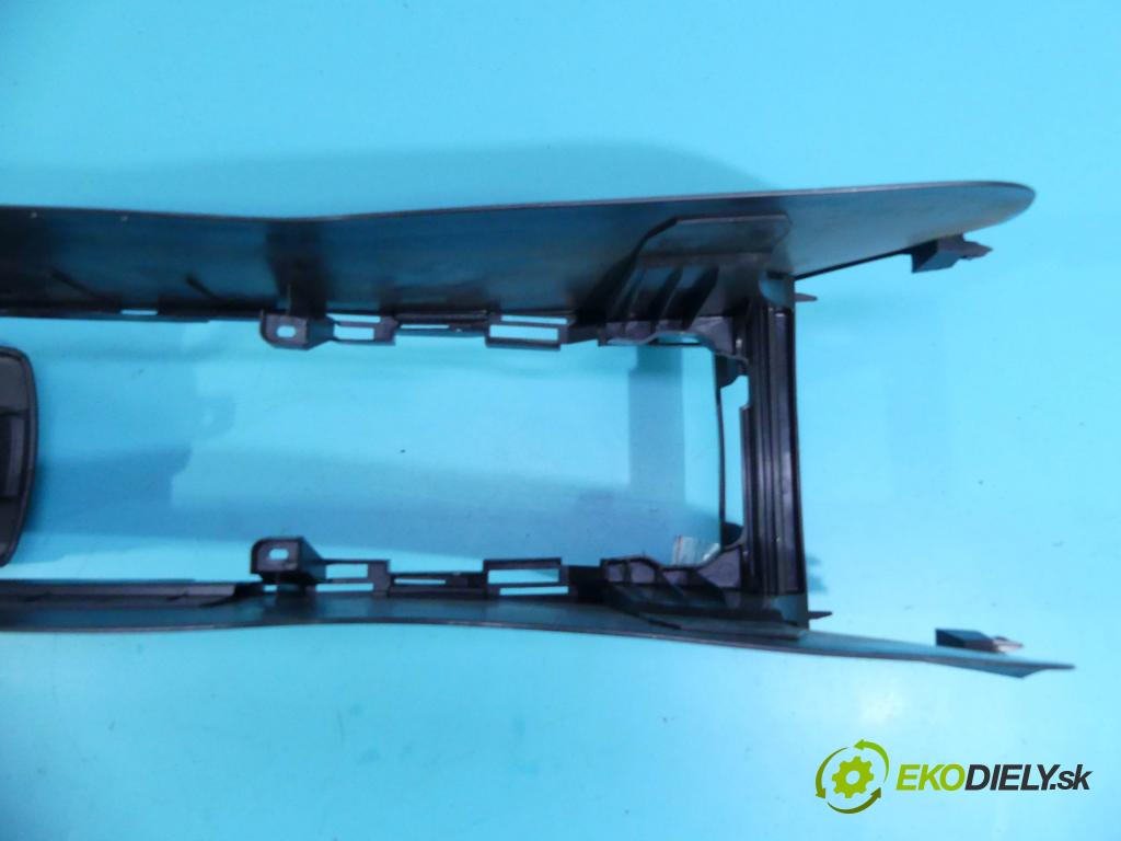 Mazda 6 II GH 2007-2012 2.0 16v 155 HP manual 114 kW 1999 cm3 5- operadlo GS1D-64441 (Lakťové opierky)