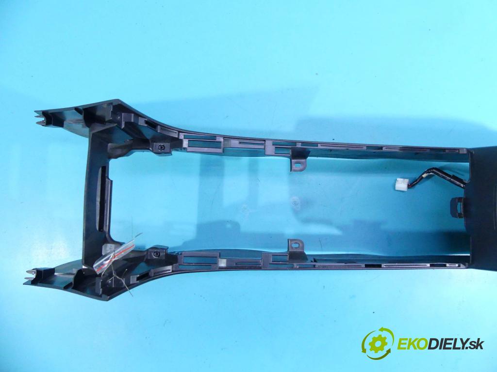 Mazda 6 II GH 2007-2012 2.0 16v 155 HP manual 114 kW 1999 cm3 5- operadlo GS1D-64441 (Lakťové opierky)