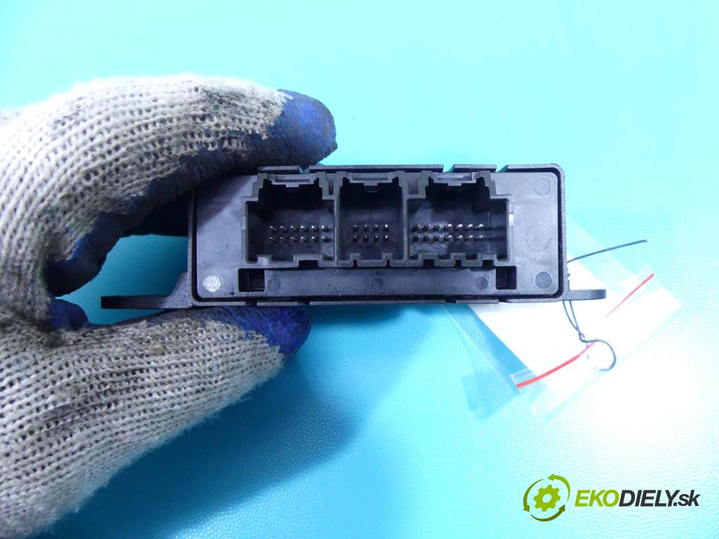 Opel Astra IV 2009-2015 1.6 16V 116 HP manual 85 kW 1598 cm3 5- modul riadiaca jednotka 13344459 (Ostatné)