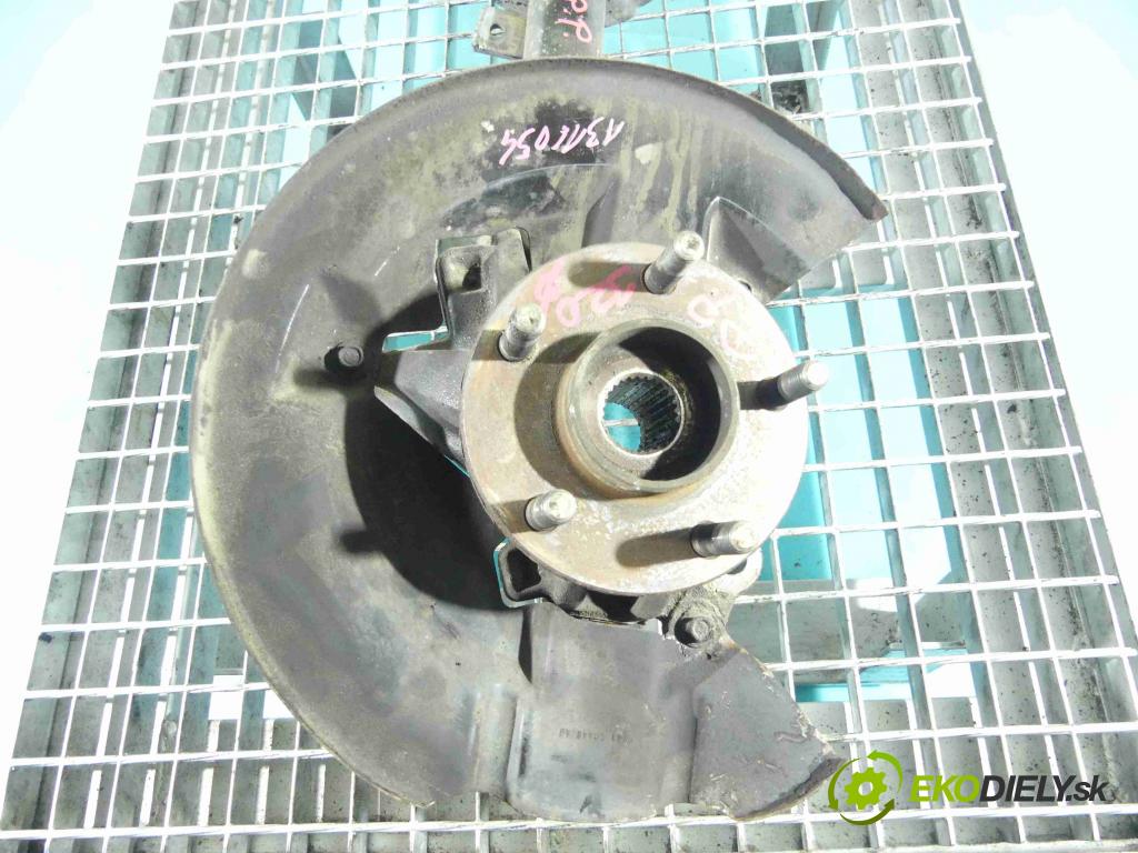 Ford Kuga Mk2 2013-2019 2.0 tdci 150 HP manual 110 kW 1997 cm3 5- náboj pravé  (Náboje)