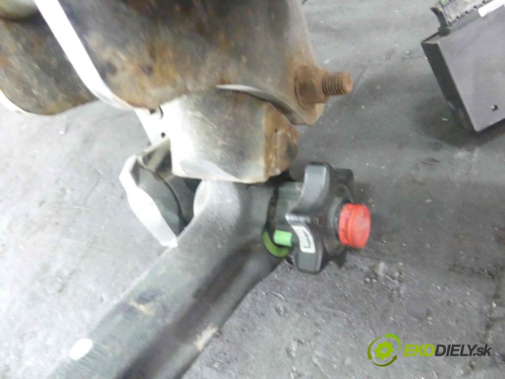 Ford Kuga II 2013-2019 2.0 tdci 150 hp manual 110 kW 1997 cm3 5- oko tažné 506738