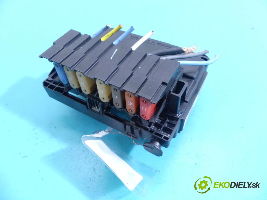 Peugeot 407 1,8.0 16v 125 HP manual 92 kW 1749 cm3 4- modul riadiaca jednotka 1189830020 (Ostatné)