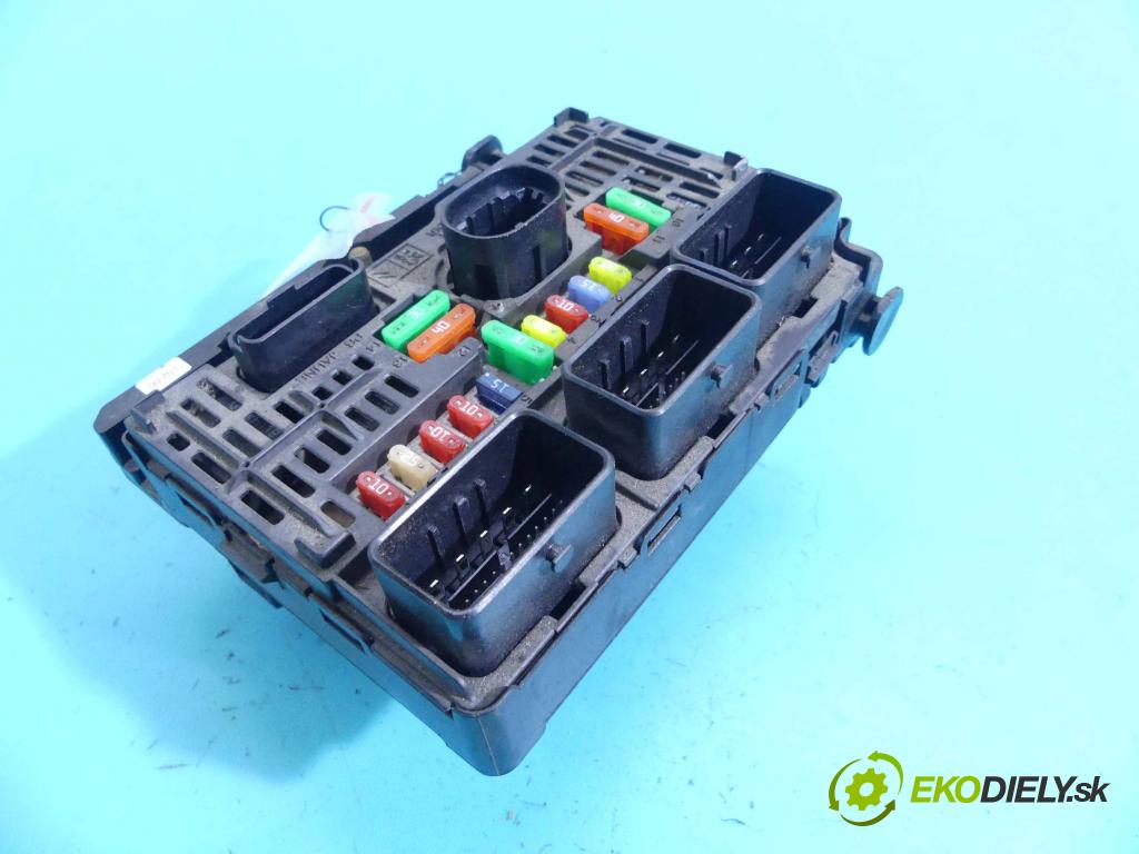 Peugeot 407 1,8.0 16v 125 HP manual 92 kW 1749 cm3 4- modul riadiaca jednotka 1189830020 (Ostatné)