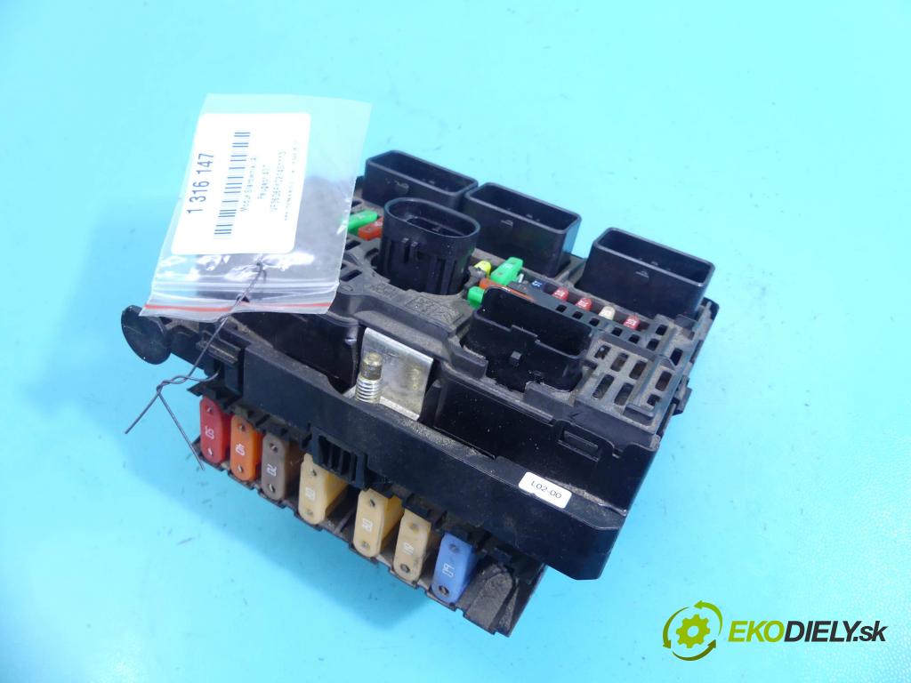 Peugeot 407 1,8.0 16v 125 HP manual 92 kW 1749 cm3 4- modul riadiaca jednotka 1189830020 (Ostatné)