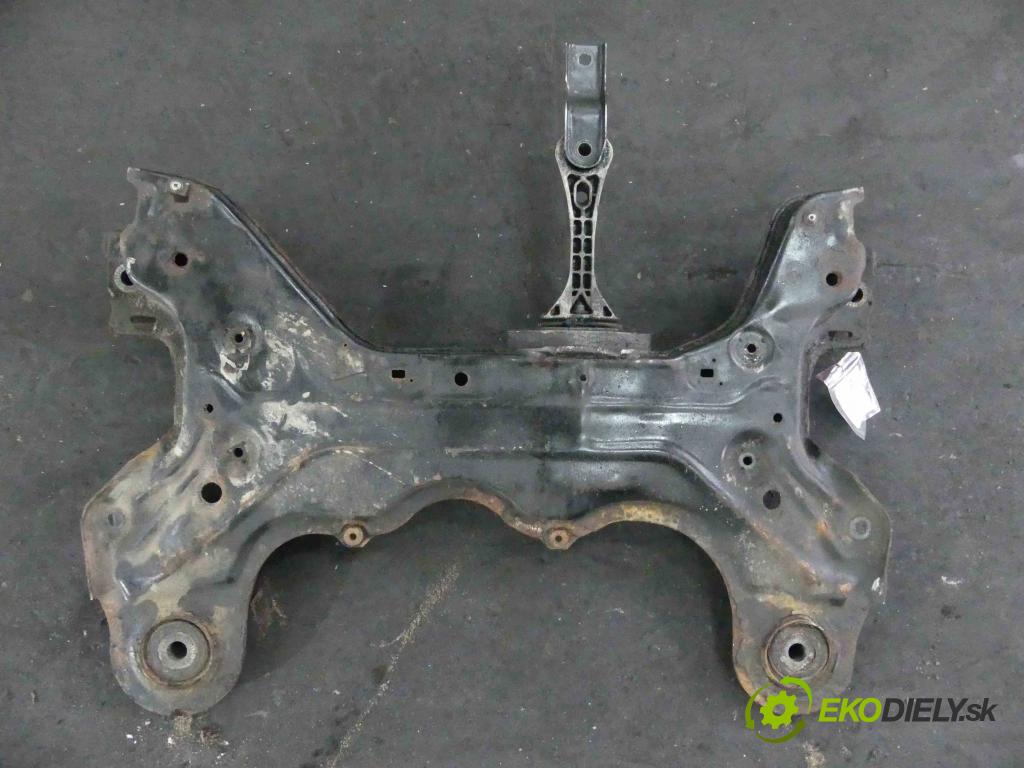 Vw Golf IV 1997-2003 1.9 tdi 131 hp manual 96 kW 1896 cm3 5- výztuha motoru