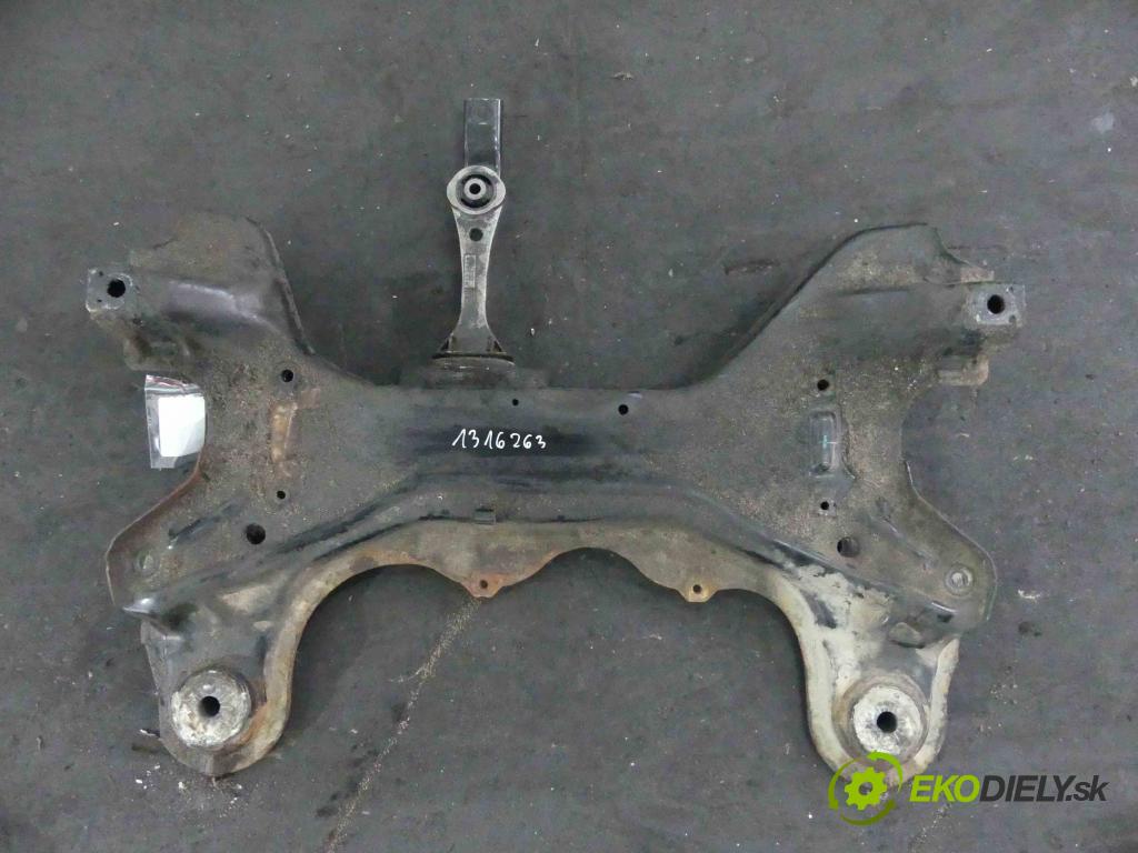 Vw Golf IV 1997-2003 1.9 tdi 131 hp manual 96 kW 1896 cm3 5- výztuha motoru 