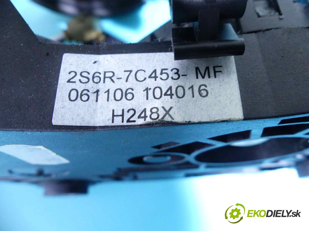 Ford Fiesta Mk6 2002-2008 1.4 tdci 68 HP manual 50 kW 1399 cm3 5- Páka: Změny: stupeň,rýchlosť 2S6R-7C453-MF (Rýchlostné páky / kulisy)